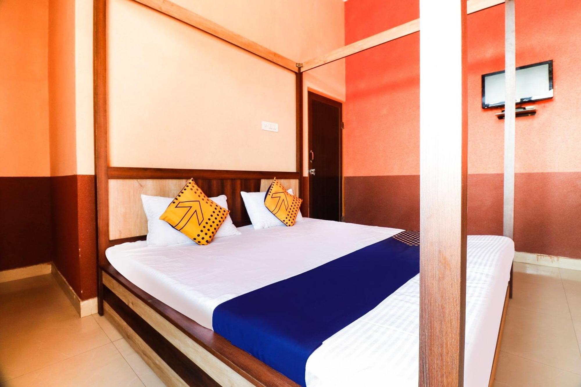 Spot On 68319 Hotel Nakhralo Rajasthan Resort Τζαϊπούρ Εξωτερικό φωτογραφία