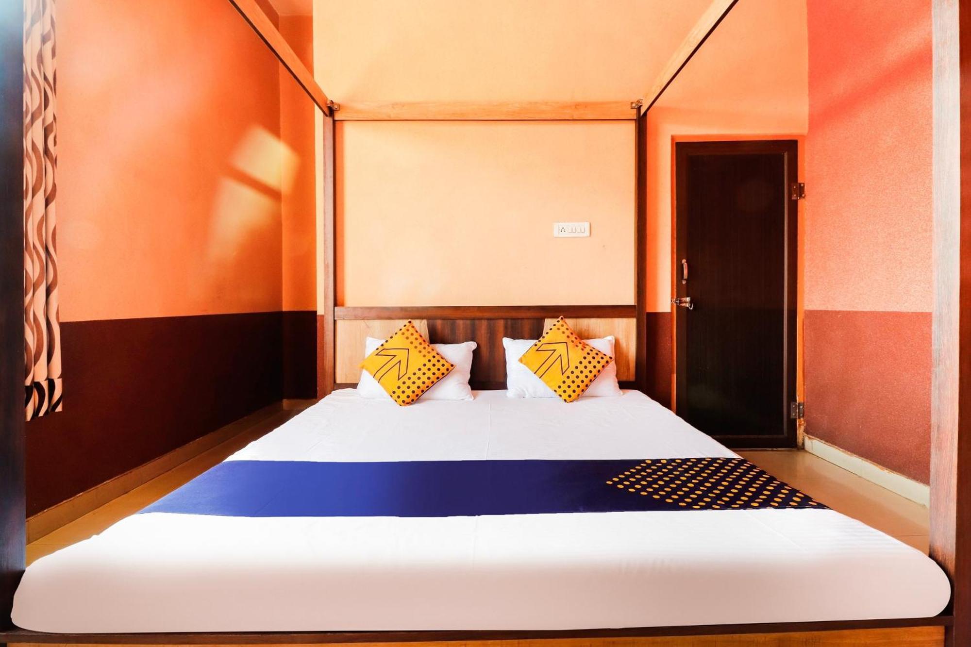 Spot On 68319 Hotel Nakhralo Rajasthan Resort Τζαϊπούρ Εξωτερικό φωτογραφία