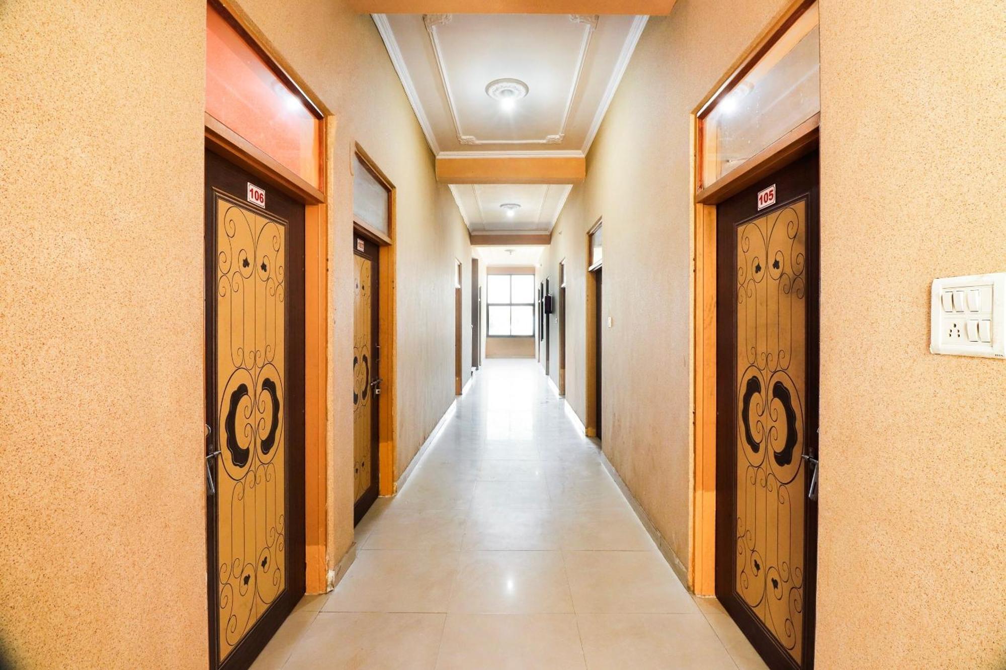 Spot On 68319 Hotel Nakhralo Rajasthan Resort Τζαϊπούρ Εξωτερικό φωτογραφία